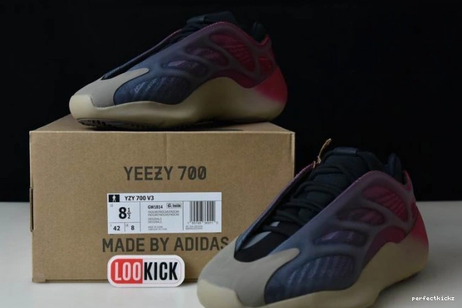V3 Fade Yeezy GW1814 Adidas 700 Carbon 0808